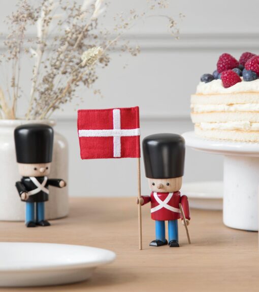 GARDER MED FLAG & GEVÆR - RØD GALLAUNIFORM