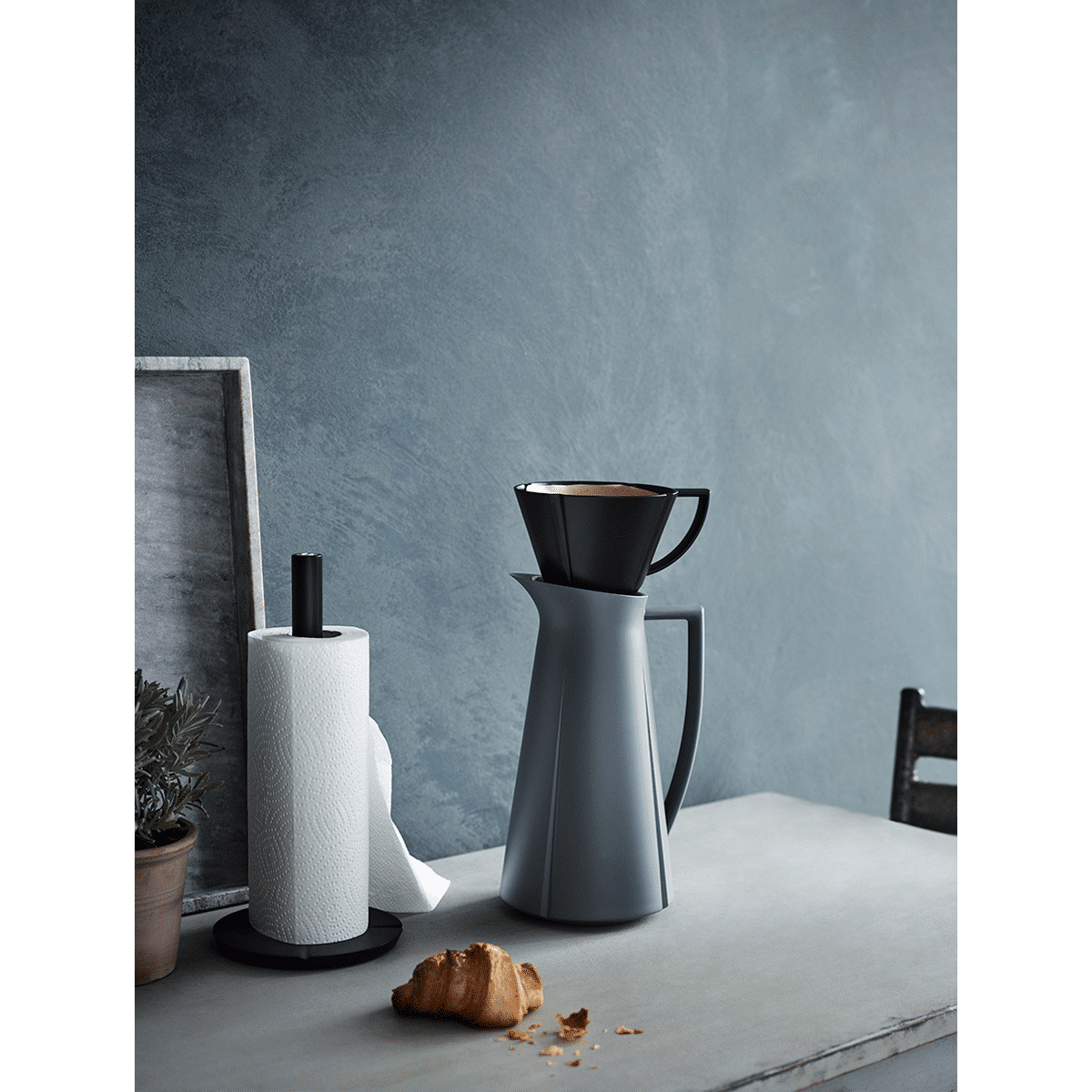 ROSENDAHL GRAND CRU KØKKENRULLEHOLDER SORT